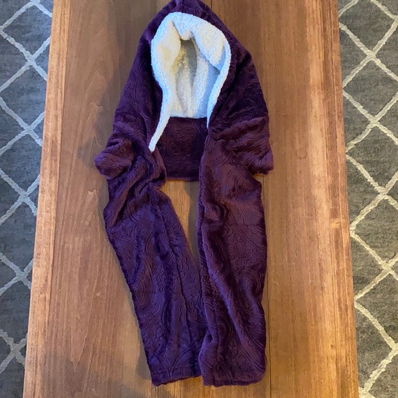 NEW Purple Scarf Hood Shood Hat - Picture 1 of 8